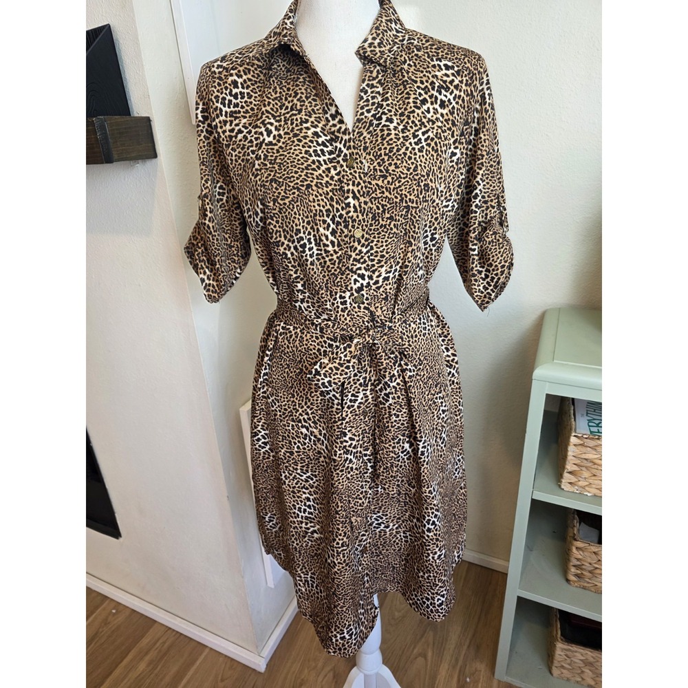 adrienne vittadini dress Size Medium Animal Print Button Down Knee Length
